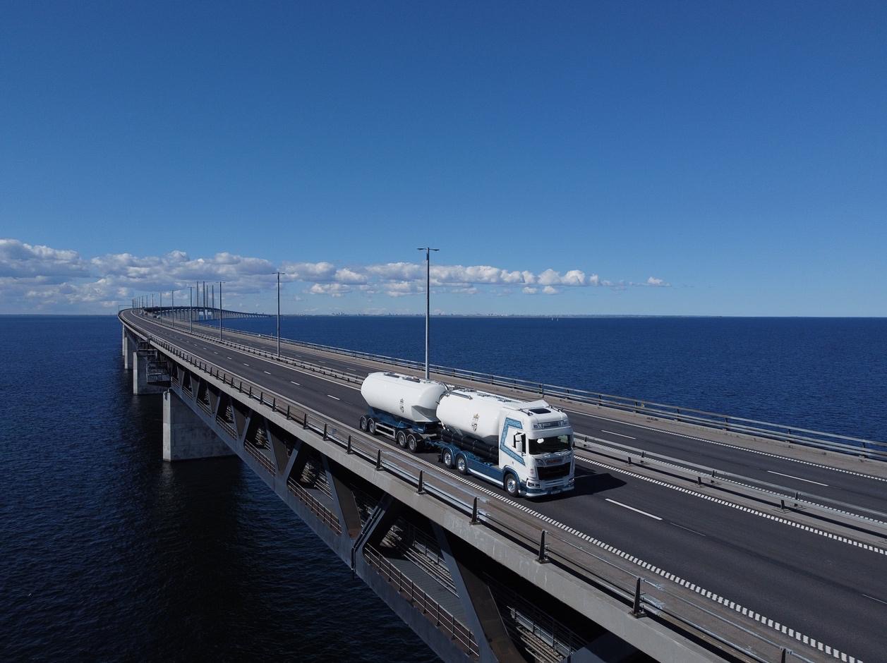 Areskougs Åkeri bulktransport på Öresundsbron